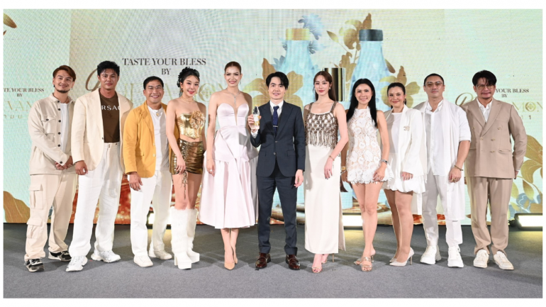 " Dhevamon เดวามน111" น้ำดื่มและสเปรย์ “เติมความสุขสดชื่น เพิ่มความสิริมงคลในชีวิตประจำวัน”