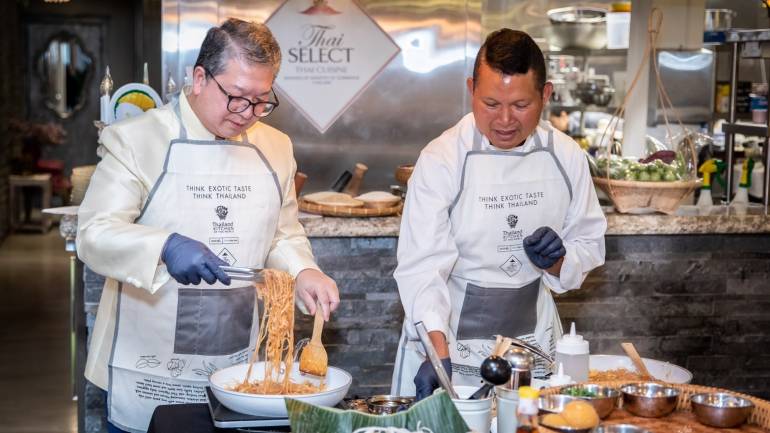 สำนักงานส่งเสริมการค้าในต่างประเทศ ร่วมกับ Influencer ในตลาดแคนาดา ในโครงการ "Thai SELECT"