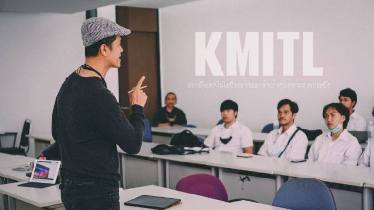 "บริษัท กริด อาร์คิเทคท์ จำกัด” ได้รับเกียรติเป็นวิทยากรบรรยายพิเศษ เพื่อให้ความรู้และแลกเปลี่ยนประสบการณ์ การออกแบบวัสดุธรรมชาติกับงานสถาปัตยกรรม